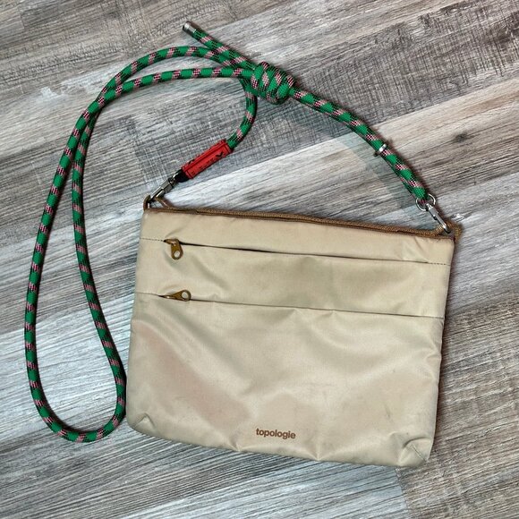Topologie Flat Sacoche Medium, tan color - with 8mm rope strap - Picture 1 of 3